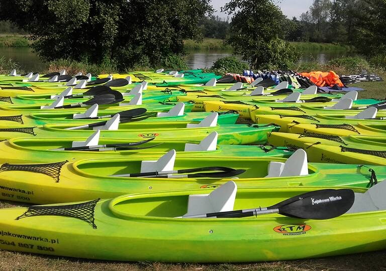 Spływy kajakowe Warka – ceny, trasy i jak zarezerwować